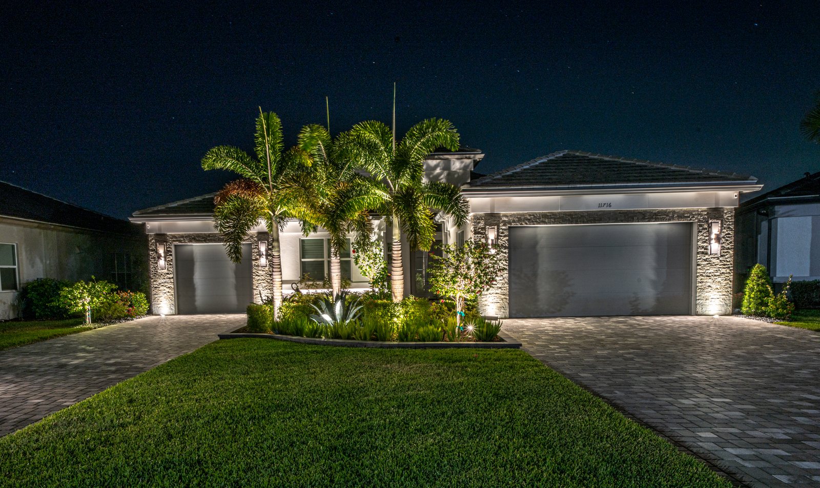 Valencia Trails landscape lighting 6